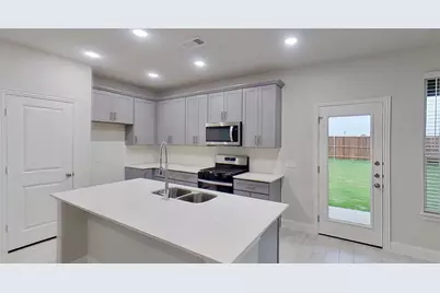 415 Magellan Road, Seagoville, TX 75159 - Photo 3