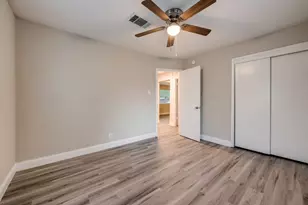 3912 Lakewood Dr, Lake Worth, TX 76135 - Photo 13