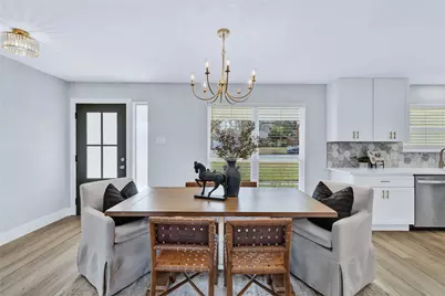 1524 Overlook Drive, Grapevine, TX 76051 - Photo 11