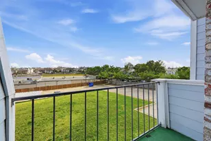 3410 W Country Club Dr, Irving, TX 75035 - Photo 17