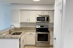 3410 W Country Club Dr, Irving, TX 75035 - Photo 11