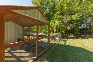 140 Huling Dr, Azle, TX 76020 - Photo 35