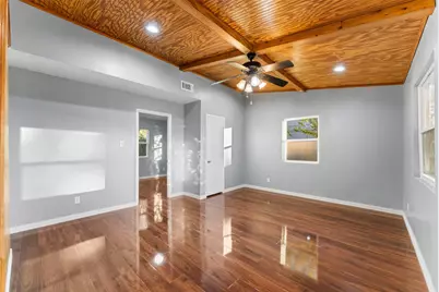 916 Wilkinson, Mesquite, TX 75149 - Photo 3