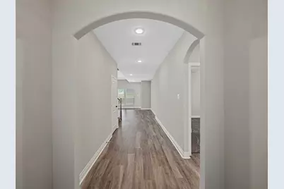 409 Ellis Place Drive, Greenville, TX 75402 - Photo 5