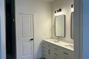 1028 17th St, Plano, TX 75074 - Photo 15