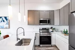 1028 17th St, Plano, TX 75074 - Photo 3