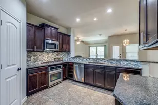 10305 Hidden Haven Dr, McKinney, TX 75072 - Photo 9