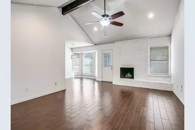 209 Ginger Lane, Euless, TX 76039 - Photo 5