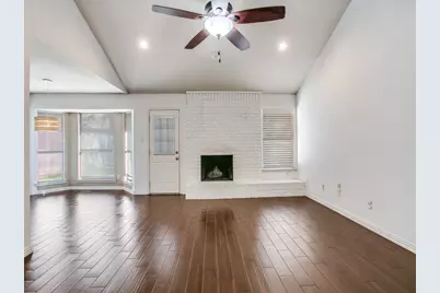 209 Ginger Lane, Euless, TX 76039 - Photo 7