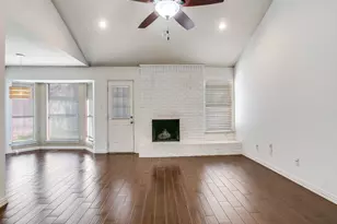 209 Ginger Ln, Euless, TX 76039 - Photo 7