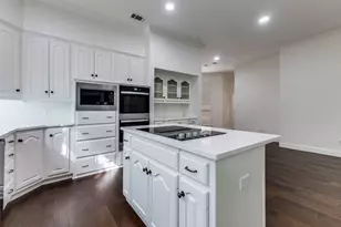 17101 Vista Tree Cir, Dallas, TX 75248 - Photo 11