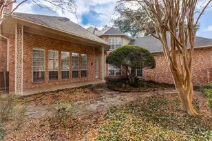 17101 Vista Tree Cir, Dallas, TX 75248 - Photo 3