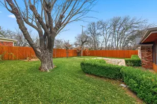 324 Moore Creek Rd, Hurst, TX 76053 - Photo 21