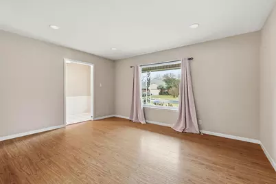 324 Moore Creek Road, Hurst, TX 76053 - Photo 5