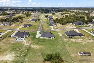 313 Oak Mdw Ln, Weatherford, TX 76085 - Photo 37