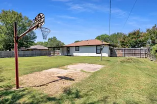 441 White Oak Ln, Burleson, TX 76028 - Photo 25