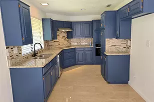 3032 Big Oaks Dr, Garland, TX 75044 - Photo 13