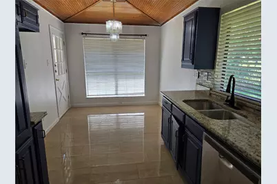 3032 Big Oaks Drive, Garland, TX 75044 - Photo 9