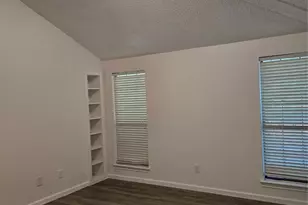 3032 Big Oaks Dr, Garland, TX 75044 - Photo 17