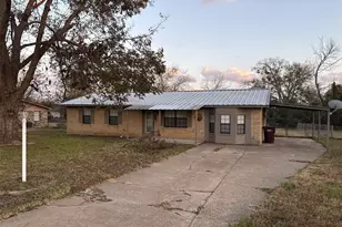 220 Nichols Dr, Canton, TX 75103 - Photo 1