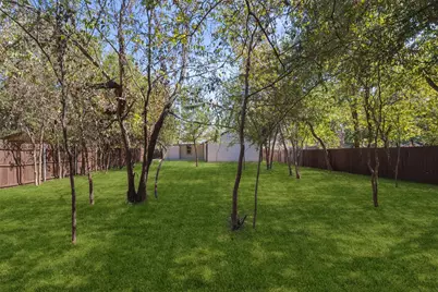 2404 Wilson Road, Fort Worth, TX 76112 - Photo 31