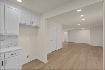 2404 Wilson Road, Fort Worth, TX 76112 - Photo 13