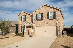 1305 Vernon Dr, Aubrey, TX 76227 - Photo 3