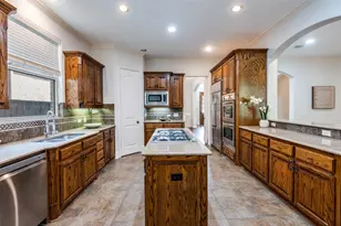 1916 Surrey Ln, McKinney, TX 75072 - Photo 11