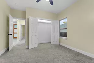 520 E 5th St, Bonham, TX 75418 - Photo 11