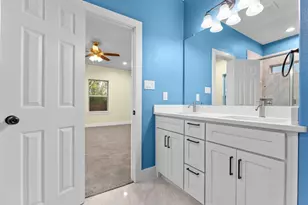 520 E 5th St, Bonham, TX 75418 - Photo 11