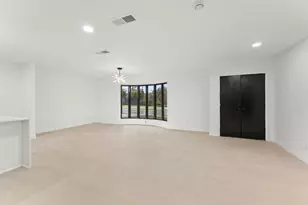 328 E Pleasant Run Rd, DeSoto, TX 75115 - Photo 13