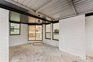 328 E Pleasant Run Rd, DeSoto, TX 75115 - Photo 7