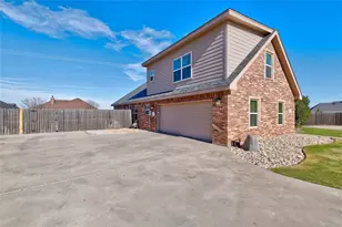 6601 Longbranch Wy, Abilene, TX 79606 - Photo 3