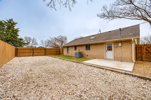 309 N Pecan St, Leonard, TX 75452 - Photo 3