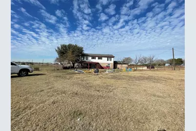 301 Blue Ribbon Road, Waxahachie, TX 75165 - Photo 11