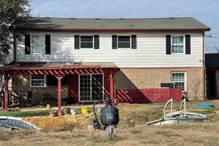 301 Blue Ribbon Rd, Waxahachie, TX 75165 - Photo 9