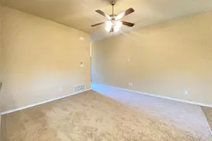 417 Prescott Ln, Fort Worth, TX 76036 - Photo 7