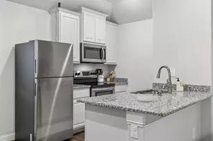 6405 Graceland Dr, Greenville, TX 75402 - Photo 5