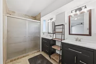 5101 Caliente Dr, Arlington, TX 76017 - Photo 17