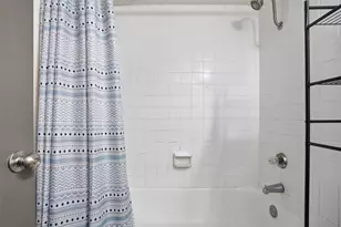 9520 Royal Ln, Dallas, TX 75243 - Photo 13