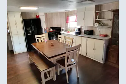 912 County Road 2357 Road, Meridian, TX 76665 - Photo 11