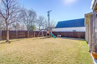 2817 Townsend Drive, Fort Worth, TX 76110 - Photo 39