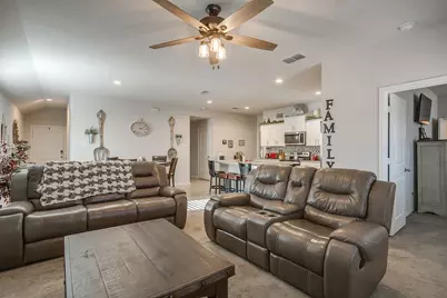 714 Rendyn Way, Cleburne, TX 76033 - Photo 19