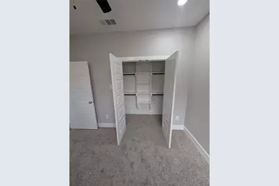 2631 Burger Avenue, Dallas, TX 75215 - Photo 5