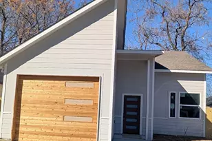 2631 Burger Ave, Dallas, TX 75215 - Photo 11