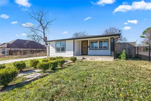 1700 S Edgewood Terrace, Fort Worth, TX 76105 - Photo 3