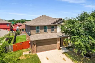 2841 Pacifico Wy, Fort Worth, TX 76111 - Photo 29