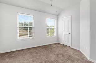 2841 Pacifico Wy, Fort Worth, TX 76111 - Photo 19