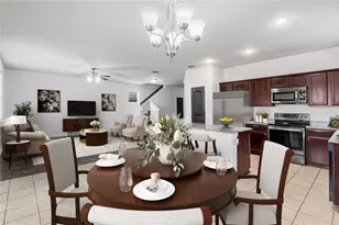 2841 Pacifico Wy, Fort Worth, TX 76111 - Photo 3