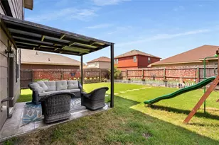 2841 Pacifico Wy, Fort Worth, TX 76111 - Photo 27